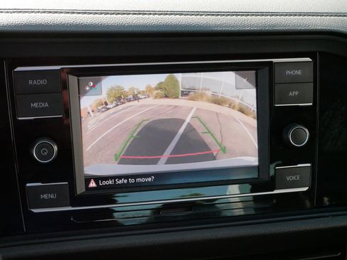 Certified 2024 Volkswagen Jetta Sport image 29