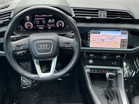 Used 2020 Audi Q3 2.0T Premium Plus w/ Premium Plus Package image 13