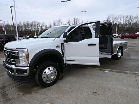 Used 2024 Ford F550 2WD SuperCab Super Duty image 91