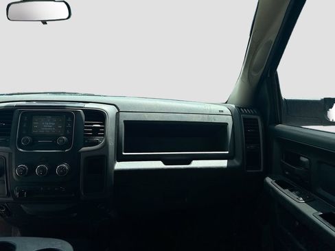 Used 2018 RAM 2500 Tradesman w/ Chrome Appearance Group AWD/4WD image 22