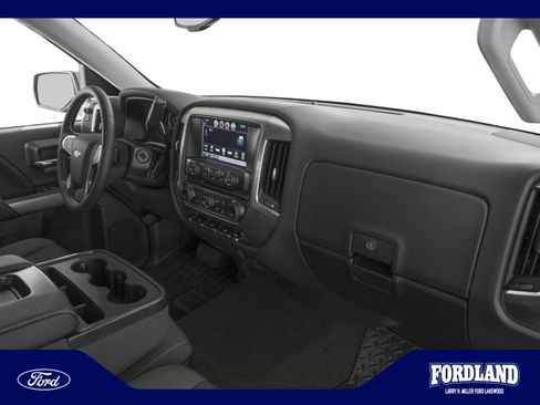 Used 2018 Chevrolet Silverado 1500 LT w/ All Star Edition AWD/4WD image 10