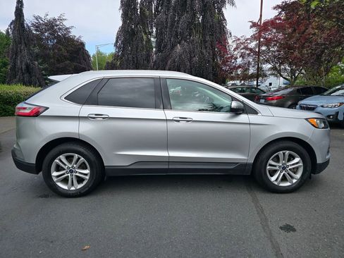 Used 2019 Ford Edge SEL AWD/4WD image 3