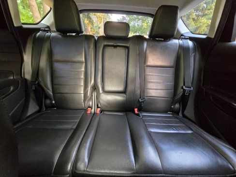 Used 2013 Ford C-MAX SEL FWD image 13