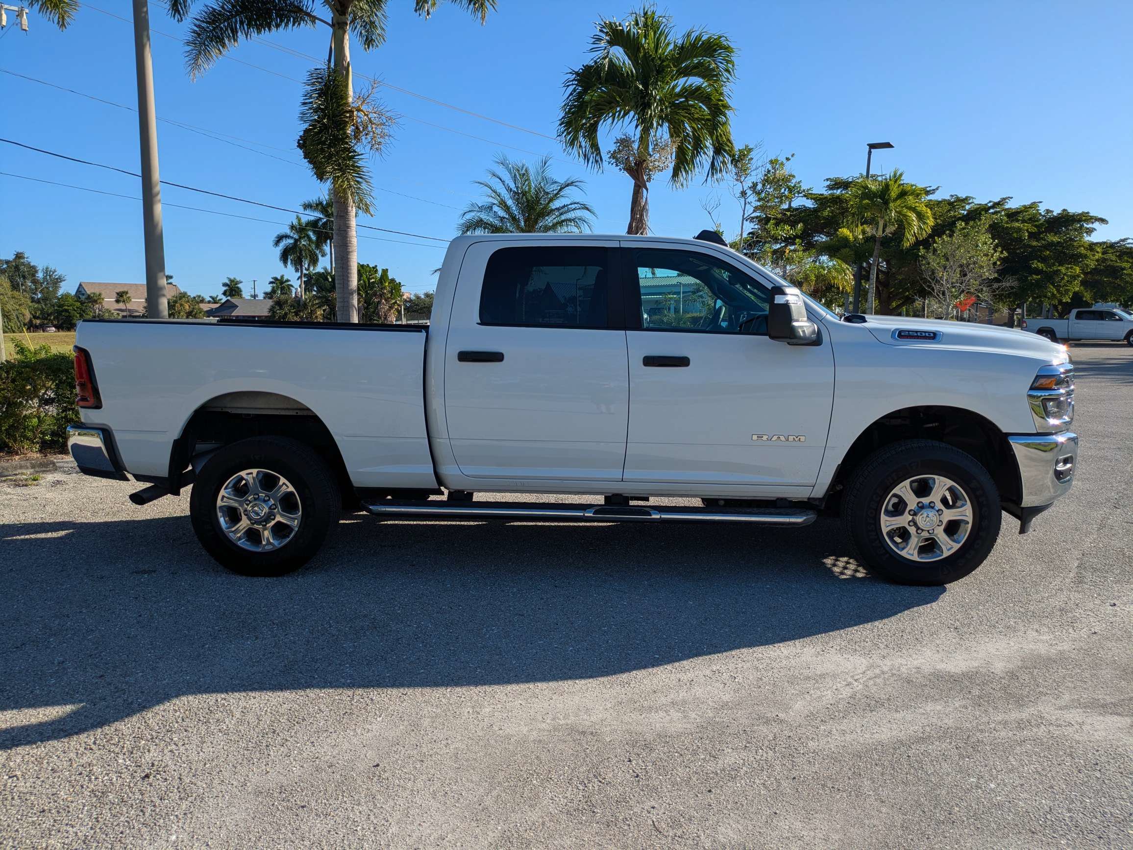 Used 2026 RAM 2500 Big Horn AWD/4WD image 6