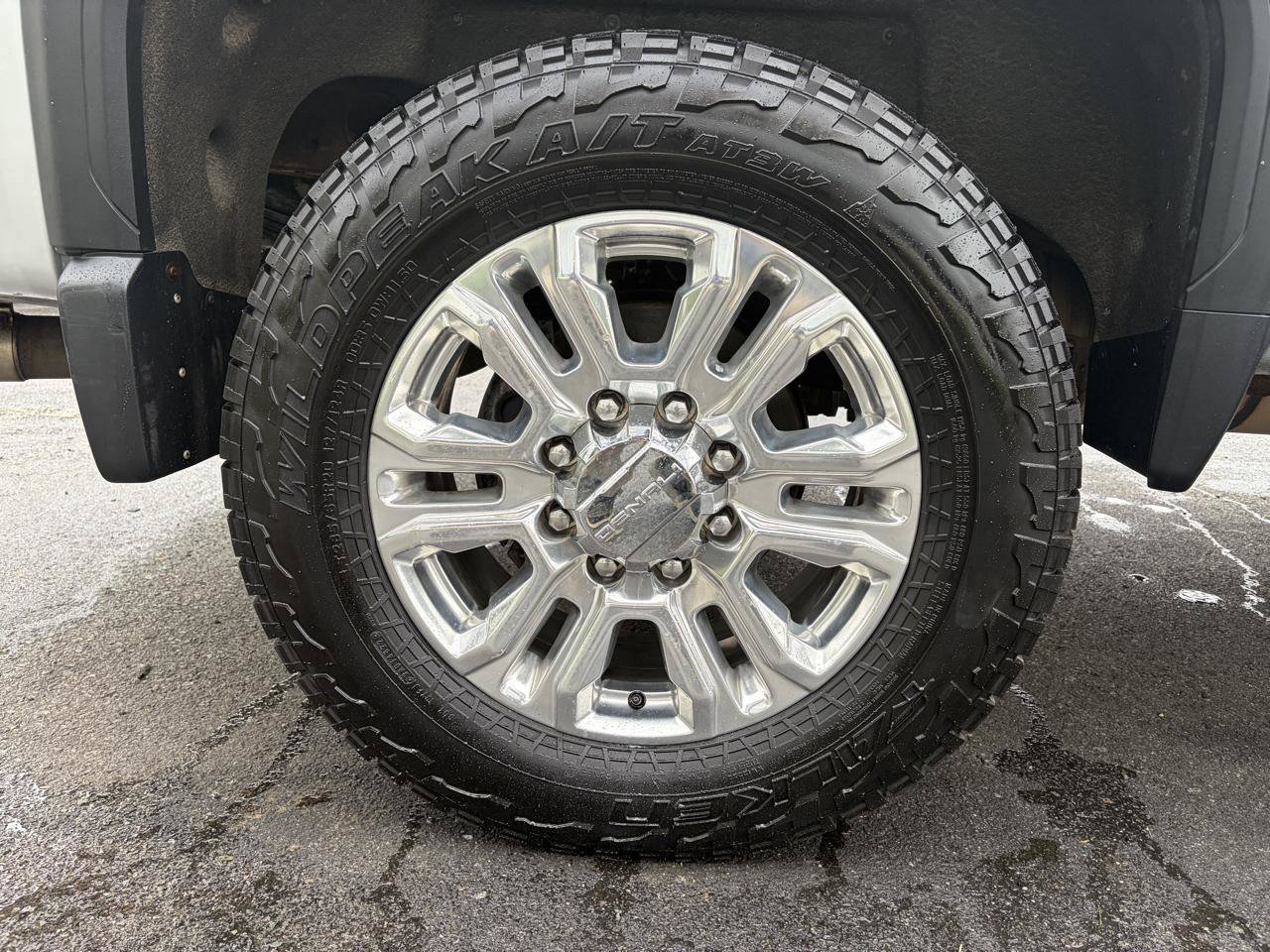 Used 2020 GMC Sierra 2500 Denali w/ Denali Ultimate Package AWD/4WD image 12