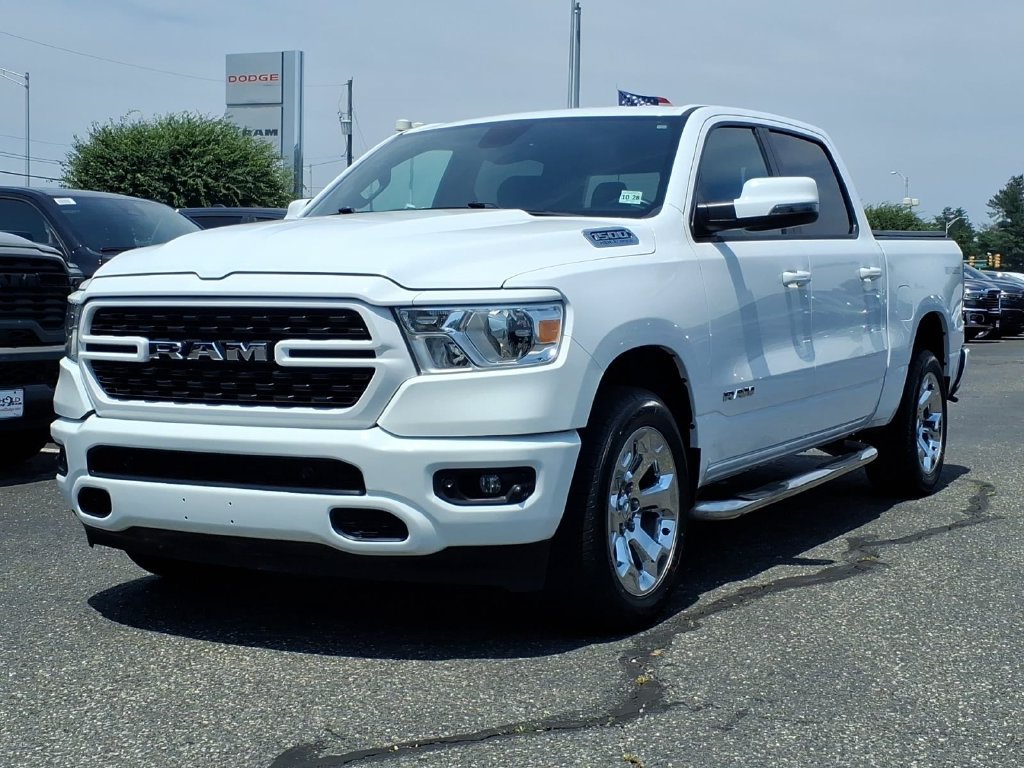 Used 2023 RAM 1500 Big Horn AWD/4WD image 3