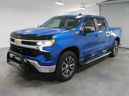 Used 2023 Chevrolet Silverado 1500 LT image 4