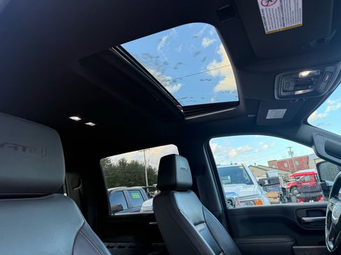 Used 2022 GMC Sierra 2500 AT4 w/ AT4 Premium Plus Package image 22