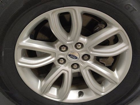 Used 2021 Ford Explorer 2WD image 31