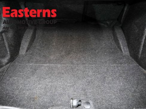 Used 2023 Dodge Challenger SXT image 9