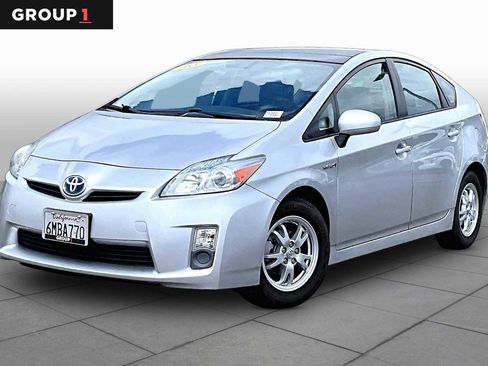 Used 2010 Toyota Prius Five image 1