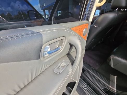 Used 2019 Nissan Armada SL w/ Premium Package RWD image 32