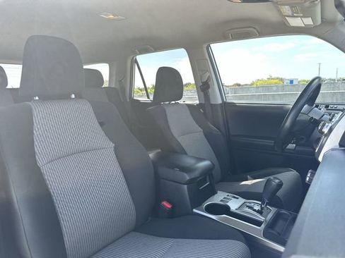 Used 2018 Toyota 4Runner SR5 image 30