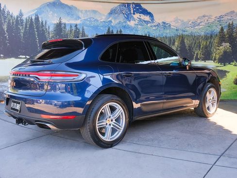 Used 2020 Porsche Macan AWD/4WD image 6