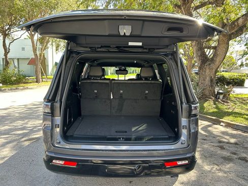 New 2026 Jeep Grand Wagoneer L image 42