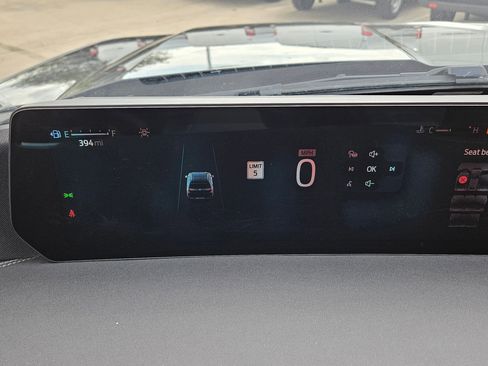 Used 2025 Ford Expedition Max Platinum image 18