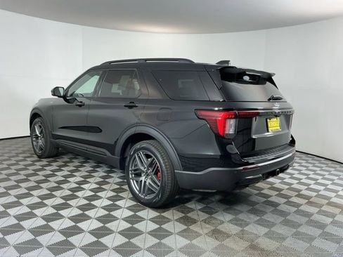 New 2026 Ford Explorer ST-Line w/ ST-Line Street Pack AWD/4WD image 7
