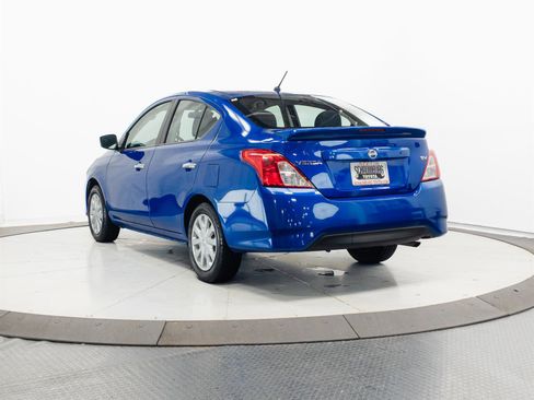 Used 2017 Nissan Versa SV FWD image 7
