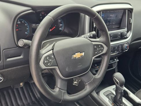 Used 2022 Chevrolet Colorado LT w/ Fleet Safety Package RWD image 27