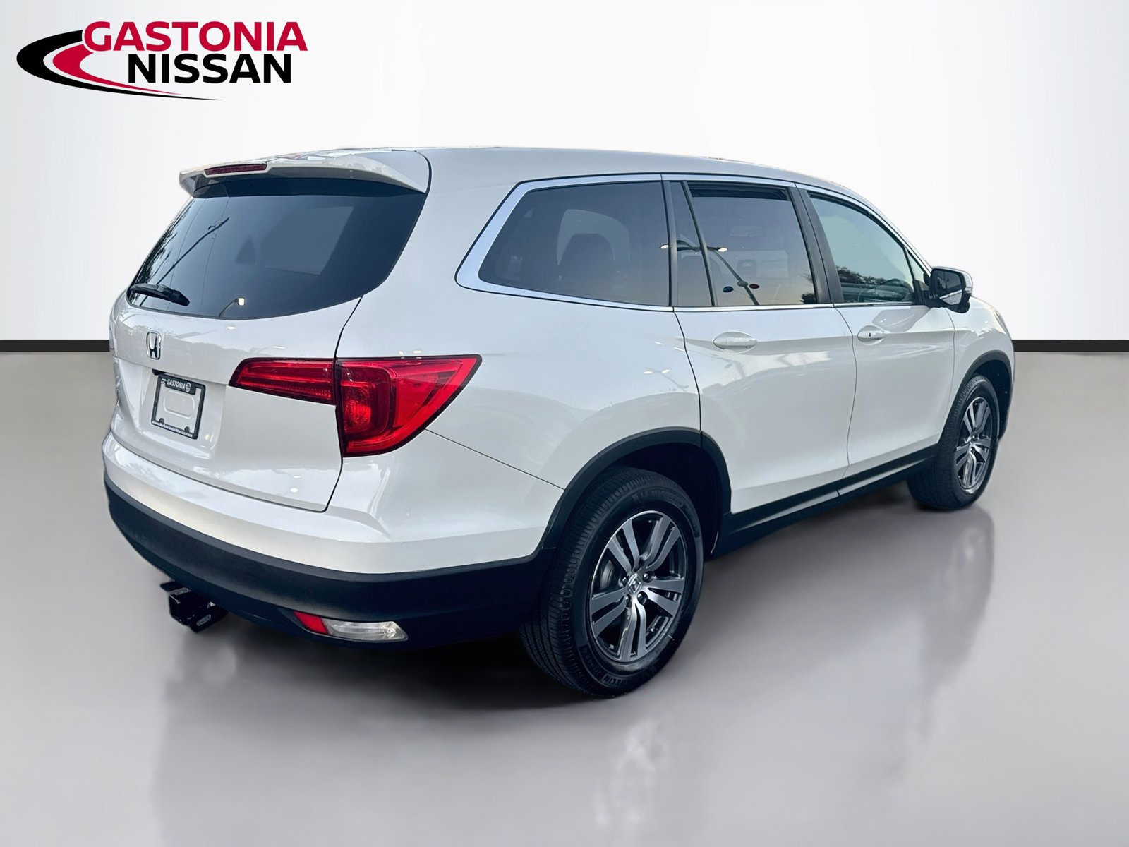 Used 2017 Honda Pilot EX-L image 9