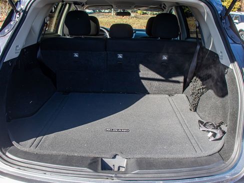 Used 2019 Nissan Murano S image 18