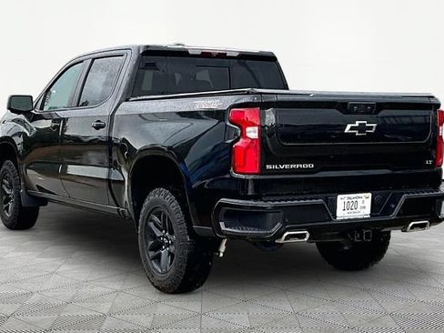 Used 2022 Chevrolet Silverado 1500 LT Trail Boss w/ Convenience Package II AWD/4WD image 12