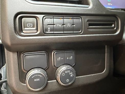 Used 2024 Chevrolet Tahoe Premier RWD image 20