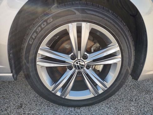 Used 2024 Volkswagen Jetta SE image 24