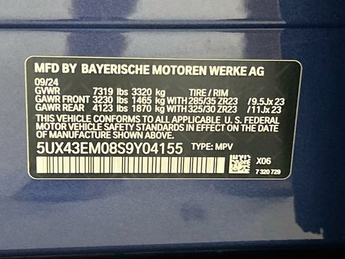Used 2025 BMW ALPINA XB7 AWD/4WD image 35
