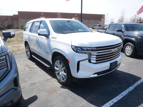 Used 2022 Chevrolet Tahoe High Country image 3