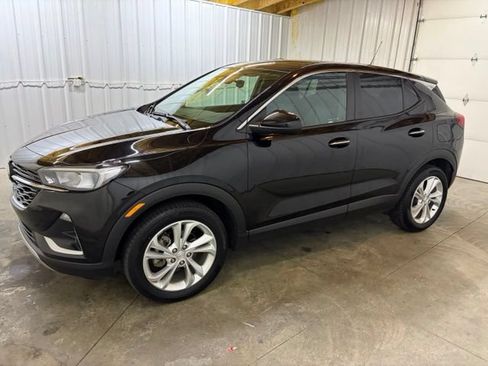 Used 2023 Buick Encore GX Preferred w/ Cold Weather Comfort Package FWD image 4