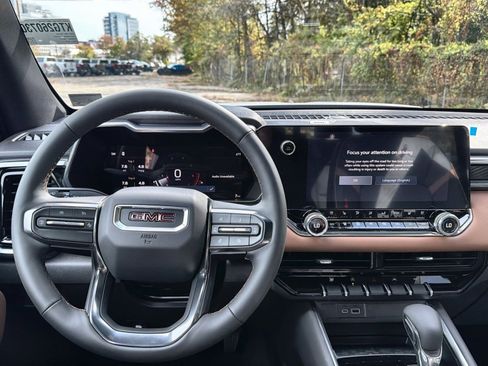 New 2026 GMC Canyon AT4 w/ Technology Plus Package image 16