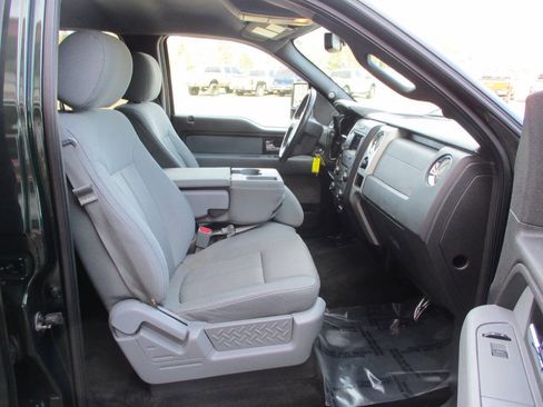 Used 2013 Ford F150 XLT w/ XLT Chrome Pkg image 26