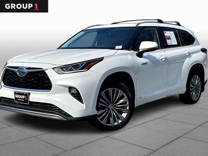 Used 2021 Toyota Highlander Platinum