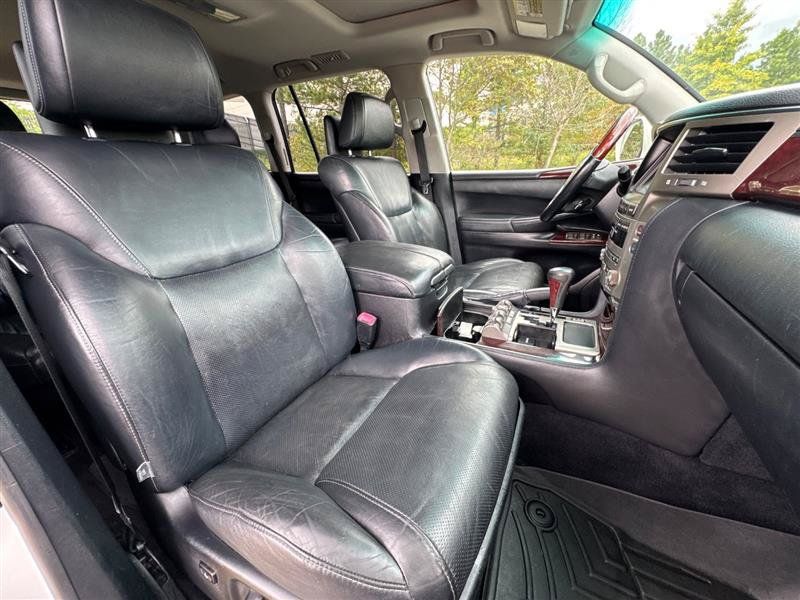 Used 2014 Lexus LX 570 4WD w/ Luxury Package image 24