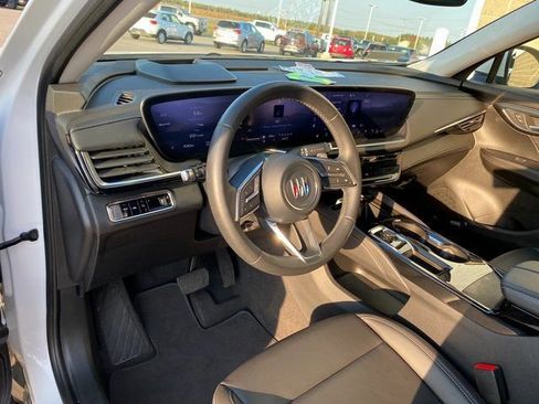Used 2025 Buick Envision Preferred image 14