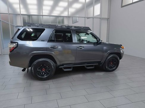 Used 2022 Toyota 4Runner SR5 w/ TRD Black Wheel Package (TMS) AWD/4WD image 9