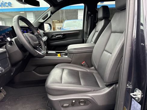 Used 2025 Chevrolet Tahoe Z71 image 11