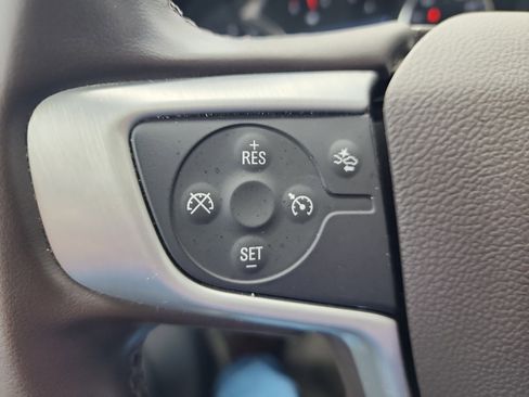 Certified 2023 GMC Acadia SLT w/ Trailering Package image 22