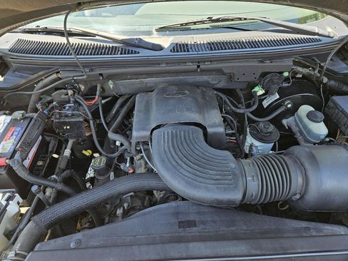 Used 2002 Ford F150 XL RWD image 17
