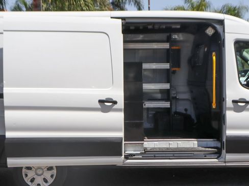 Used 2022 Ford E-Transit Medium Roof RWD image 12
