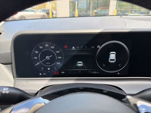 New 2026 Kia Seltos EX image 32