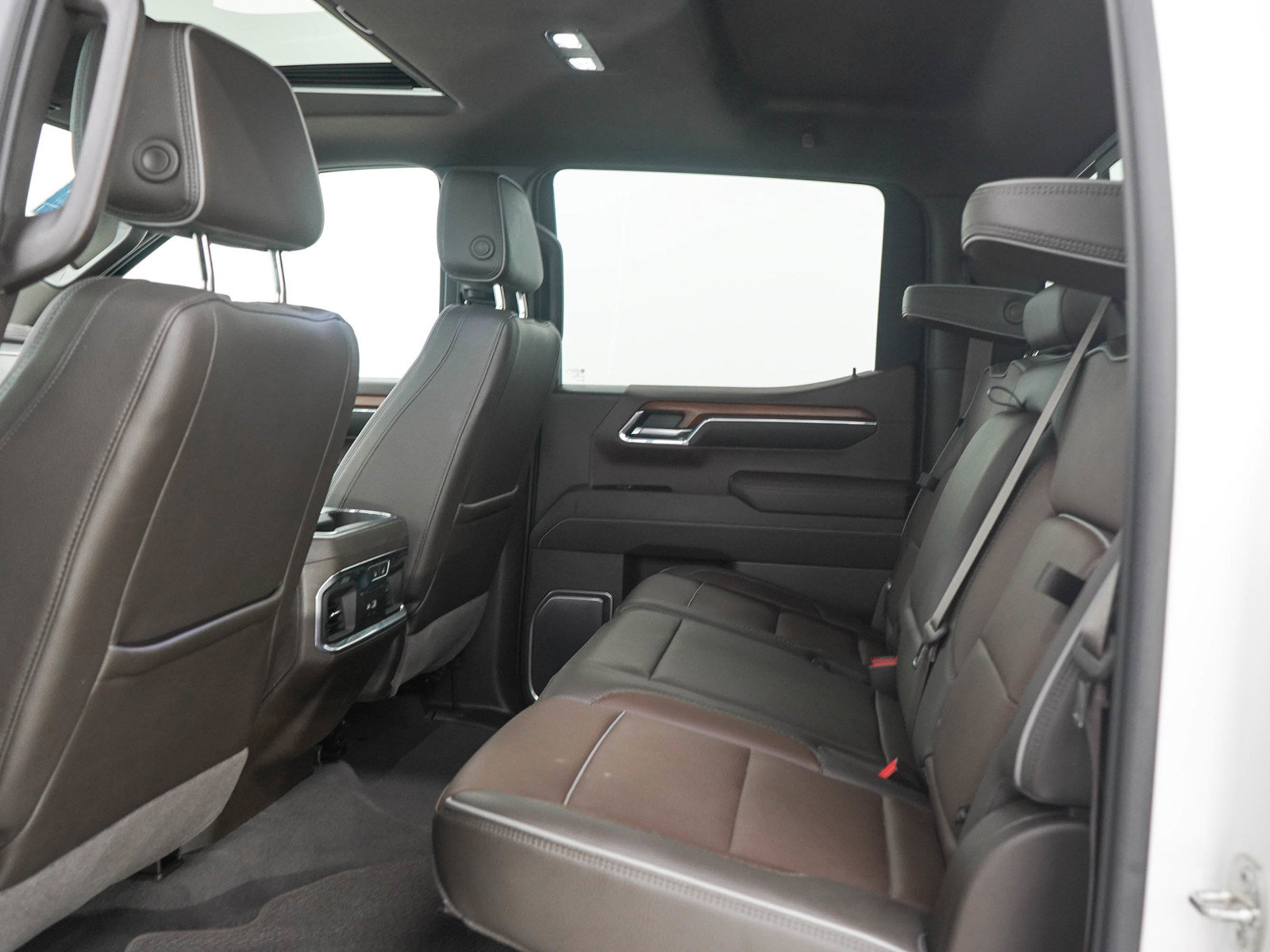 Used 2023 GMC Sierra 1500 Denali AWD/4WD image 14