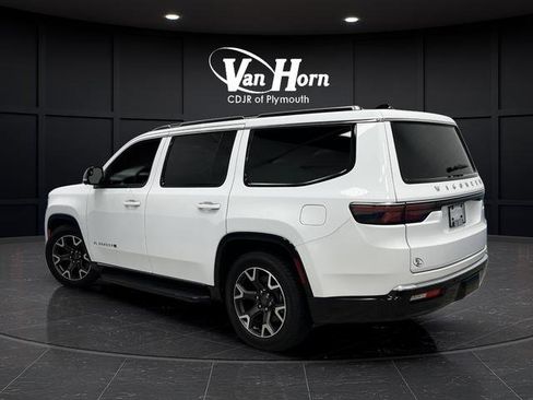 Used 2024 Jeep Wagoneer Series III w/ Convenience Group I image 3