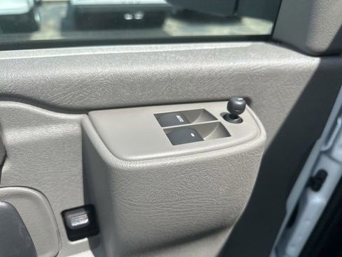 New 2026 Chevrolet Express 2500 w/ Communications Package RWD image 13