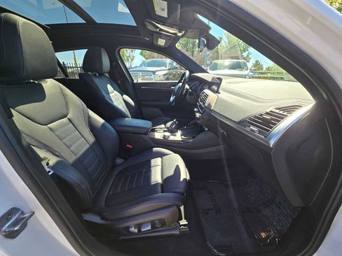 Used 2019 BMW X4 xDrive30i w/ Executive Package AWD/4WD image 11