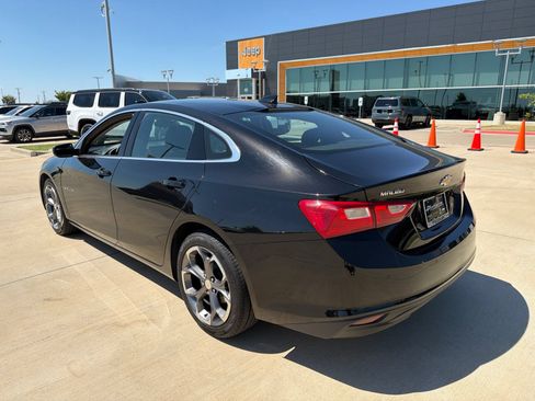Used 2024 Chevrolet Malibu LT FWD image 3