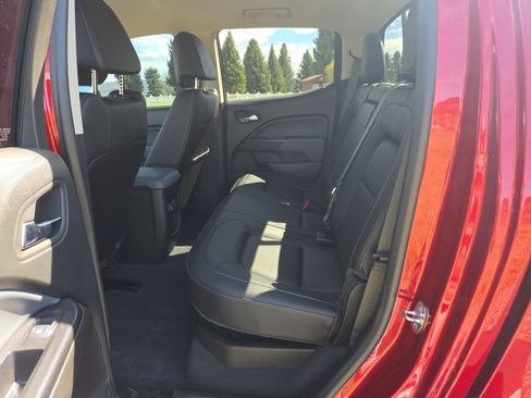 Used 2021 Chevrolet Colorado Z71 w/ Safety Package AWD/4WD image 10