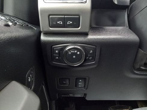 Used 2017 Ford F250 Platinum w/ Platinum Ultimate Package image 23