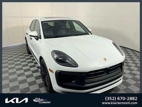 Certified 2024 Porsche Macan GTS AWD/4WD image 1